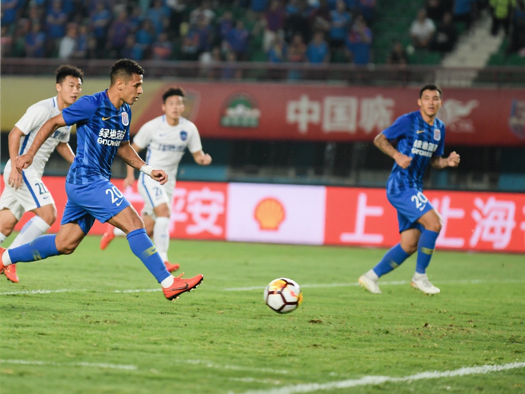 调整战术配 调整战术配